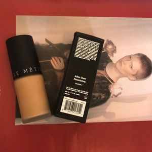 Le Metier De Beaute Foundation